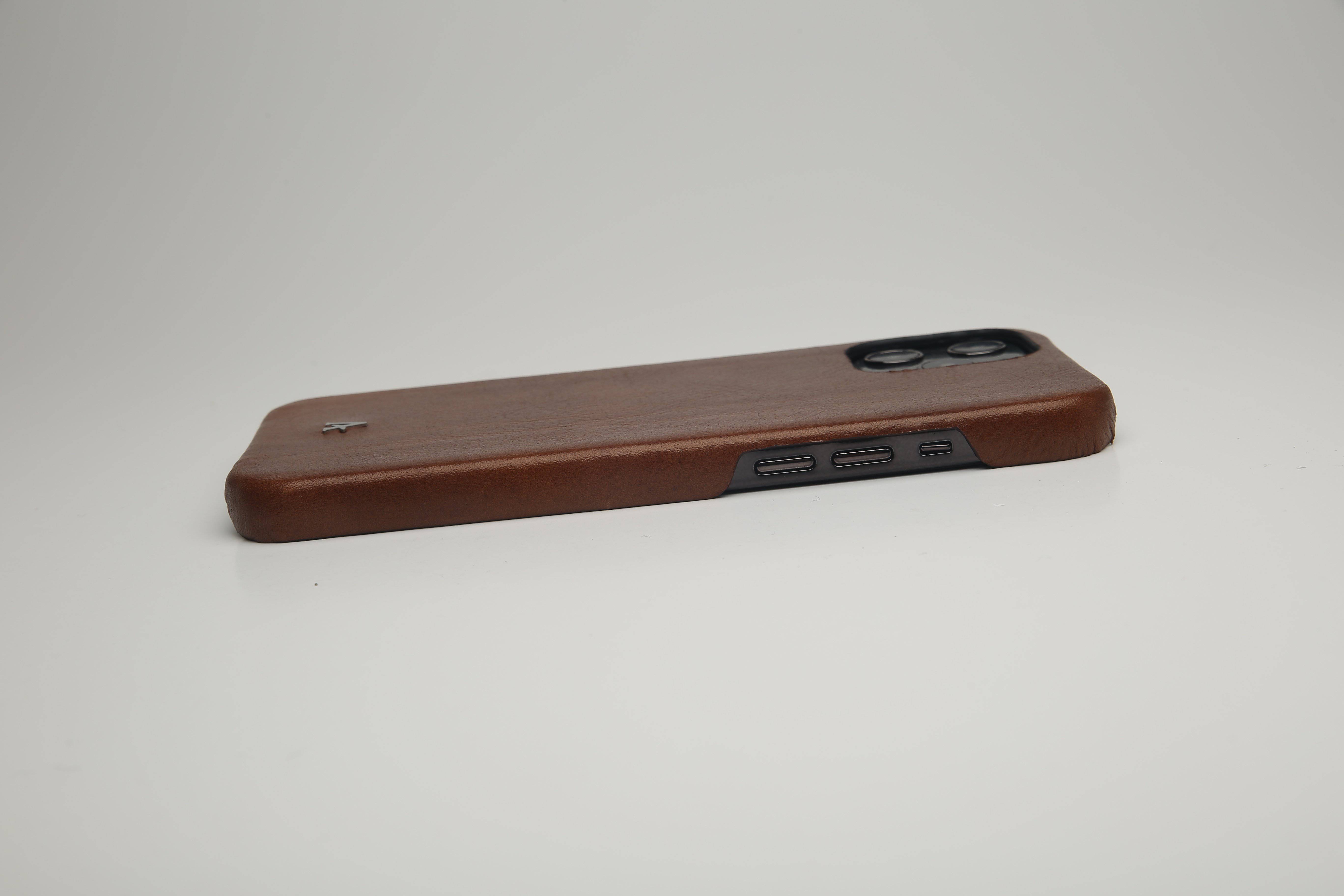 Leather iPhone 12/12 Pro Ultra Slim Case (Natural) - Affluent